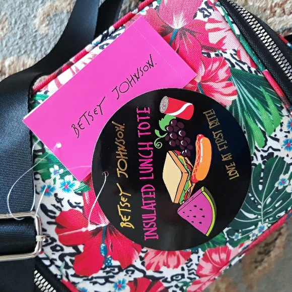 3x*Host Pick*Betsey Johnson cube lunch bag - Picture 8 of 16